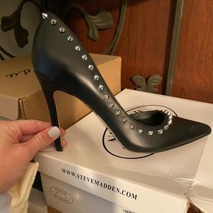 Steve Madden Spiked Pumps